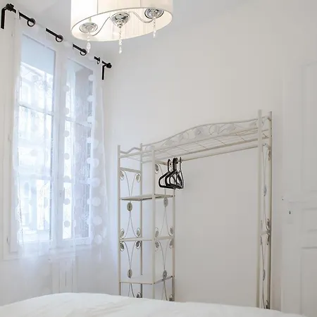 Avec Terrasse Apartamento *