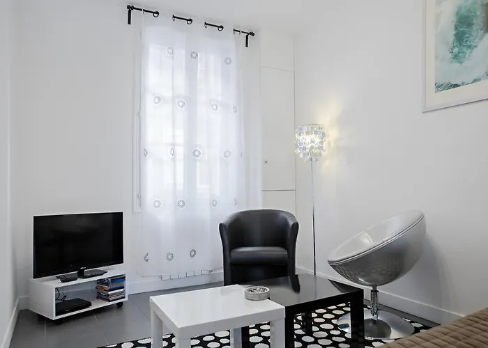 Apartament Avec Terrasse *