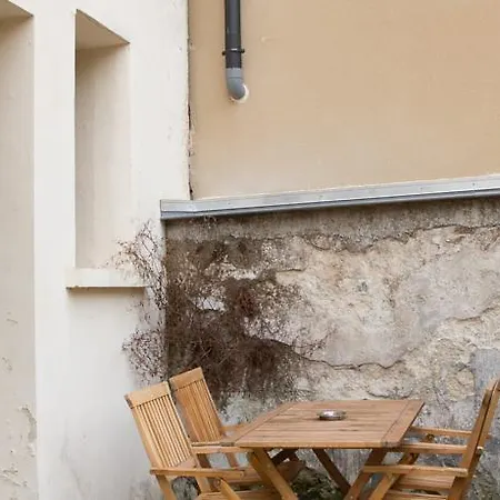 Avec Terrasse * הונפלר