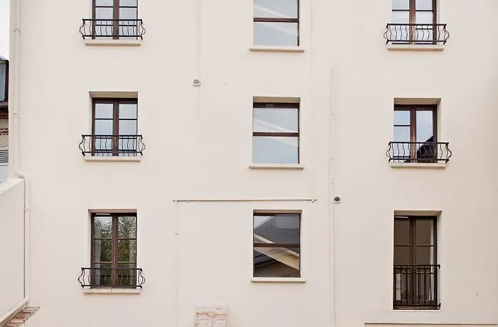 Avec Terrasse أونفلور